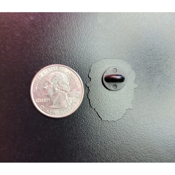 Beetlejuice Lydia enamel pin - Picture 2 of 2